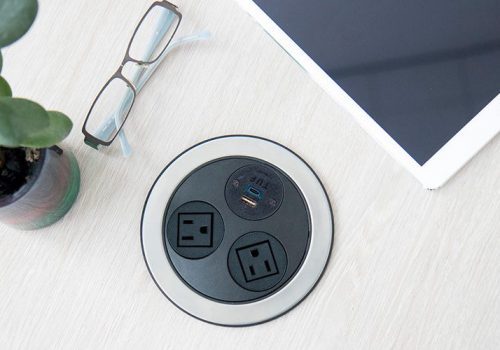 ON-pandora-lifestyle-SS-TUF-in-surface-charging-solutions-USA-web (900x500)
