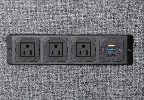 powerunit-panel-charging-USB